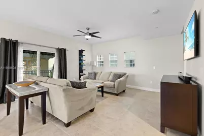 630 SE 15th St #3, Fort Lauderdale, FL 33316 - Photo 9