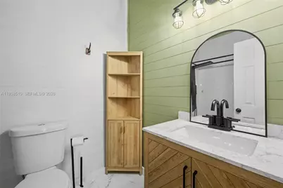 2350 Pecan Ct, Pembroke Pines, FL 33026 - Photo 37