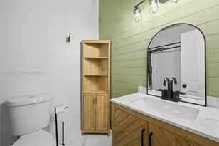 2350 Pecan Ct, Pembroke Pines, FL 33026 - Photo 37