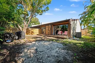 2350 Pecan Ct, Pembroke Pines, FL 33026 - Photo 39