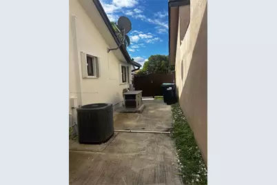 461 SW 89th Ct, Miami, FL 33174 - Photo 23