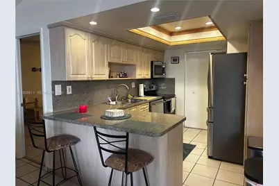 461 SW 89th Ct, Miami, FL 33174 - Photo 11