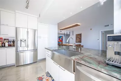 335 S Biscayne Blvd #3909, Miami, FL 33131 - Photo 13