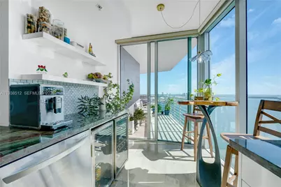 335 S Biscayne Blvd #3909, Miami, FL 33131 - Photo 11