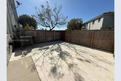 2914 SE 15th Ter, Homestead, FL 33035 - Photo 11