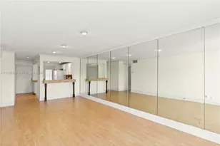 455 Paradise Isle Blvd, Hallandale Beach, FL 33009 - Photo 13