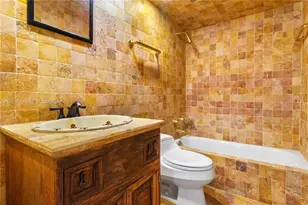 455 Paradise Isle Blvd, Hallandale Beach, FL 33009 - Photo 17