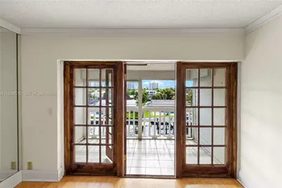 455 Paradise Isle Blvd #402, Hallandale Beach, FL 33009 - Photo 49