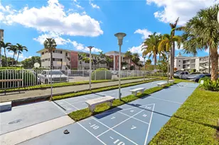 455 Paradise Isle Blvd, Hallandale Beach, FL 33009 - Photo 49