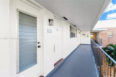 455 Paradise Isle Blvd #402, Hallandale Beach, FL 33009 - Photo 41