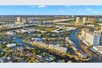 455 Paradise Isle Blvd #402, Hallandale Beach, FL 33009 - Photo 29