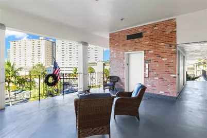 455 Paradise Isle Blvd #402, Hallandale Beach, FL 33009 - Photo 39