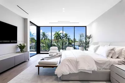 13000 N Bayshore Dr, North Miami, FL 33181 - Photo 33