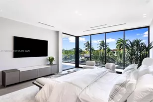 13000 N Bayshore Dr, North Miami, FL 33181 - Photo 41