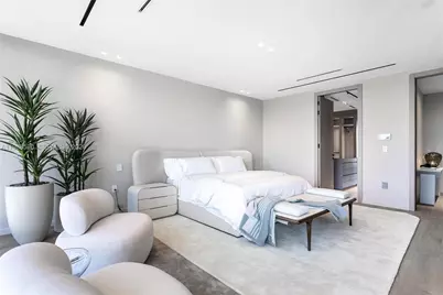 13000 N Bayshore Dr, North Miami, FL 33181 - Photo 51