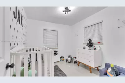 8261 SW 27th St, Miami, FL 33155 - Photo 9