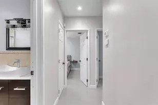 8261 SW 27th St, Miami, FL 33155 - Photo 27