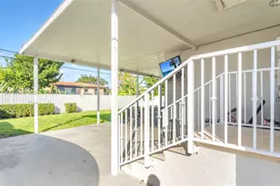 8261 SW 27th St, Miami, FL 33155 - Photo 15