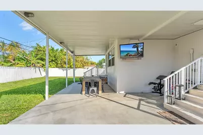 8261 SW 27th St, Miami, FL 33155 - Photo 17