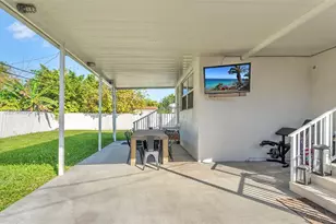 8261 SW 27th St, Miami, FL 33155 - Photo 17