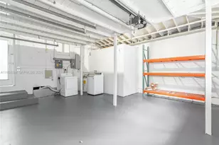 650 NE 60th St, Miami, FL 33137 - Photo 15