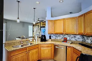 4245 Settlers Ct, Saint Cloud, FL 34772 - Photo 5