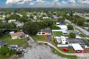 4220 SW 36th St, West Park, FL 33023 - Photo 25