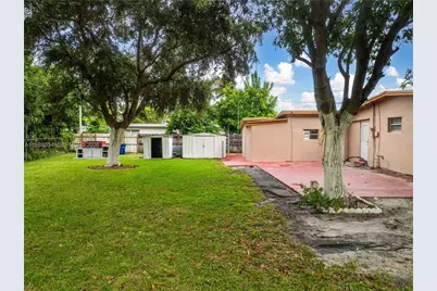 4220 SW 36th St #., West Park, FL 33023 - Photo 19
