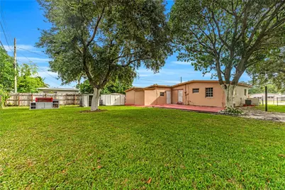 4220 SW 36th St #., West Park, FL 33023 - Photo 21