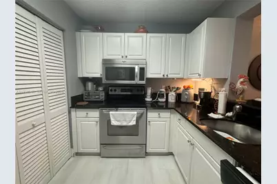 2711 Ocean Club Blvd #202, Hollywood, FL 33019 - Photo 19