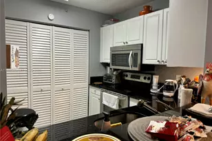 2711 Ocean Club Blvd, Hollywood, FL 33019 - Photo 21