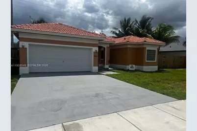 1304 SE 7th Ct #1304, Homestead, FL 33033 - Photo 3