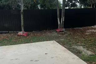 1304 SE 7th Ct, Homestead, FL 33033 - Photo 45