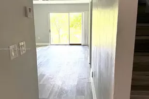 3872 NW 90th Ave, Sunrise, FL 33351 - Photo 11