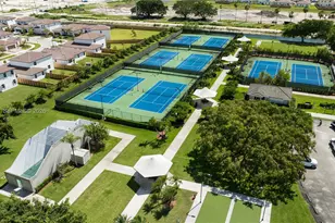 2229 SE 25th Ave, Homestead, FL 33035 - Photo 13
