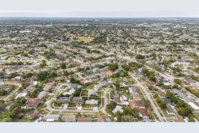 10330 SW 157th St, Miami, FL 33157 - Photo 51