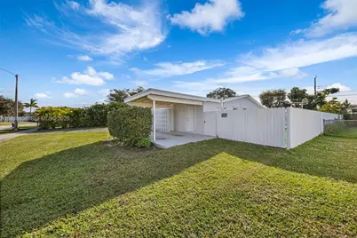 10330 SW 157th St, Miami, FL 33157 - Photo 3