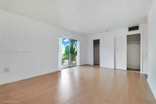 7403 SW 82nd St, Miami, FL 33143 - Photo 9