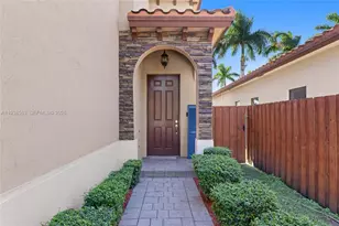 2380 NE 1st St, Homestead, FL 33033 - Photo 3