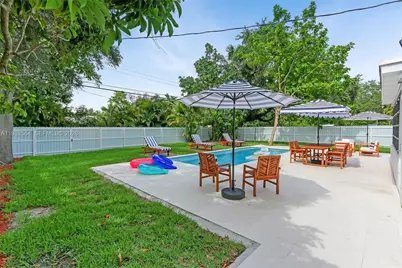 1335 NE 133rd St, North Miami, FL 33161 - Photo 5