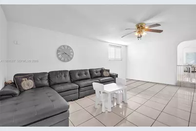 4230 SW 5th St, Miami, FL 33134 - Photo 15