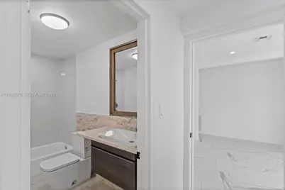 988 NW 10th St #1, Hallandale Beach, FL 33009 - Photo 15