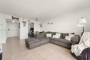 2350 NE 135th St, North Miami, FL 33181 - Photo 5