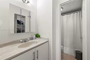2350 NE 135th St, North Miami, FL 33181 - Photo 17