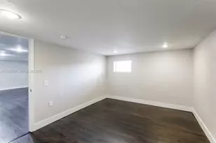 1315 NE 203 St, Miami, FL 33179 - Photo 15