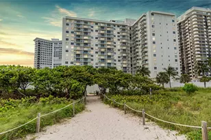 5701 Collins Ave, Miami Beach, FL 33140 - Photo 21