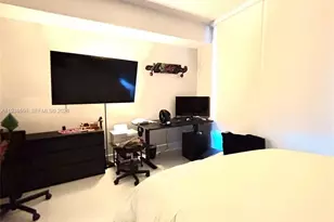 1010 SW 2nd Ave, Miami, FL 33130 - Photo 9