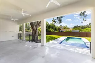 1030 NE 121st St, Biscayne Park, FL 33161 - Photo 5