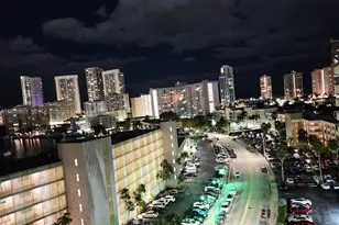 401 Golden Isles Dr, Hallandale Beach, FL 33009 - Photo 35