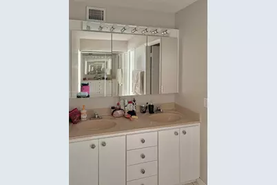 401 Golden Isles Dr #1114, Hallandale Beach, FL 33009 - Photo 19